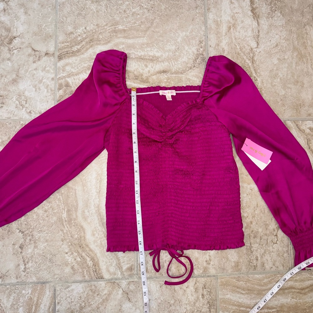 NEW Riley & Rae Pink Puff Sleeve Smocked‎ Blouse SIZE M - Picture 9 of 10